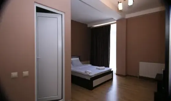 Hotel_Polo_111_bisungasht_560