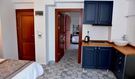 Oriella_Hotel_1111_bisungasht_560