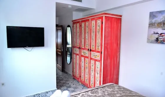 Oriella_Hotel_111_bisungasht_560