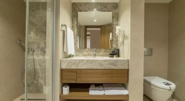 Ramada Resort Kusadasi & Golf BATHROOM هتل رامادا ریزورت گلف